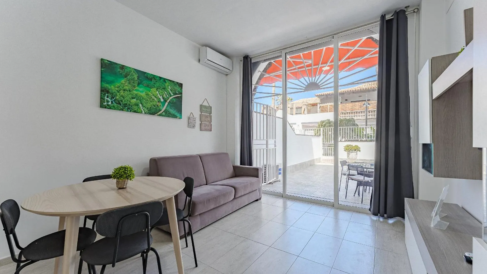 Apartamento En Parque Santiago II Arona  0*, Arona (Tenerife) Spain