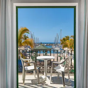 apartamentos-marina-puerto-mogn.in-canary-islands.com/